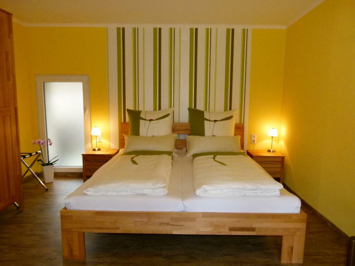 Gaestehaus Spatzennest Maikammer Bagian luar foto