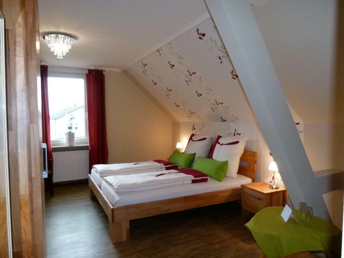 Gaestehaus Spatzennest Maikammer Bagian luar foto